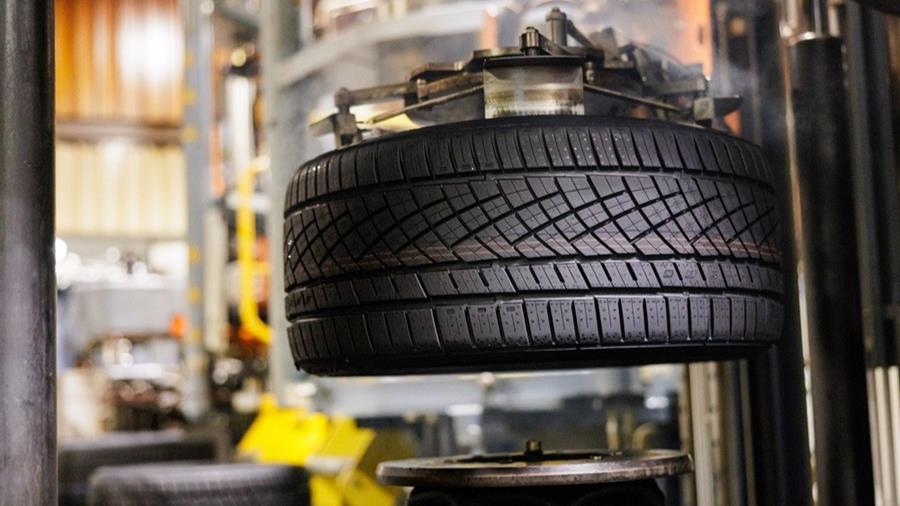 Continental breidt UHP-bandenportfolio fors uit