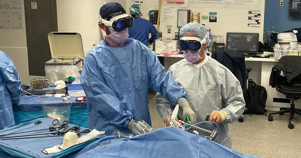 Amerikaans ziekenhuis gebruikt Apple Vision Pro bij minimaal invasieve chirurgie