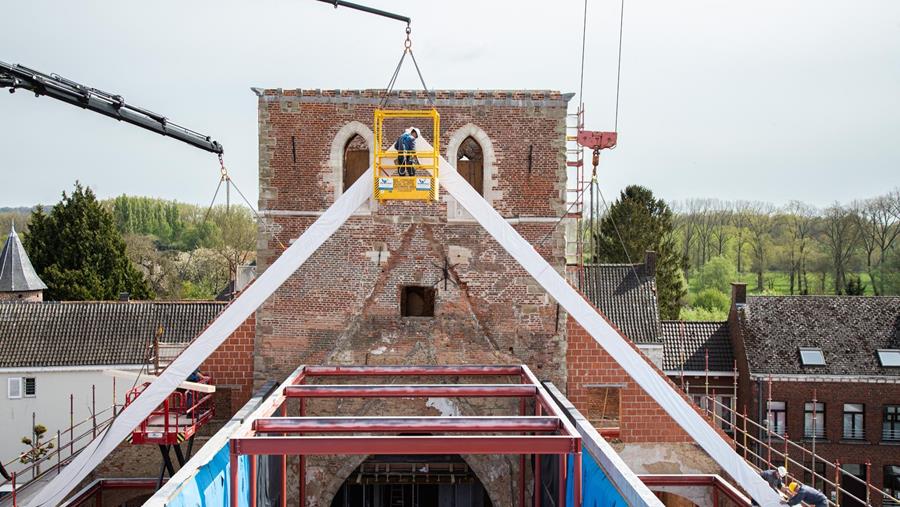 Prefab houtstructuur herstelt erfgoed met precisie