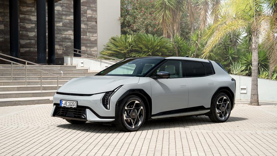 Rijtest Kia EV4 Hatchback, GT-line 2WD (81,4 kWh – 150 kW/204 pk)